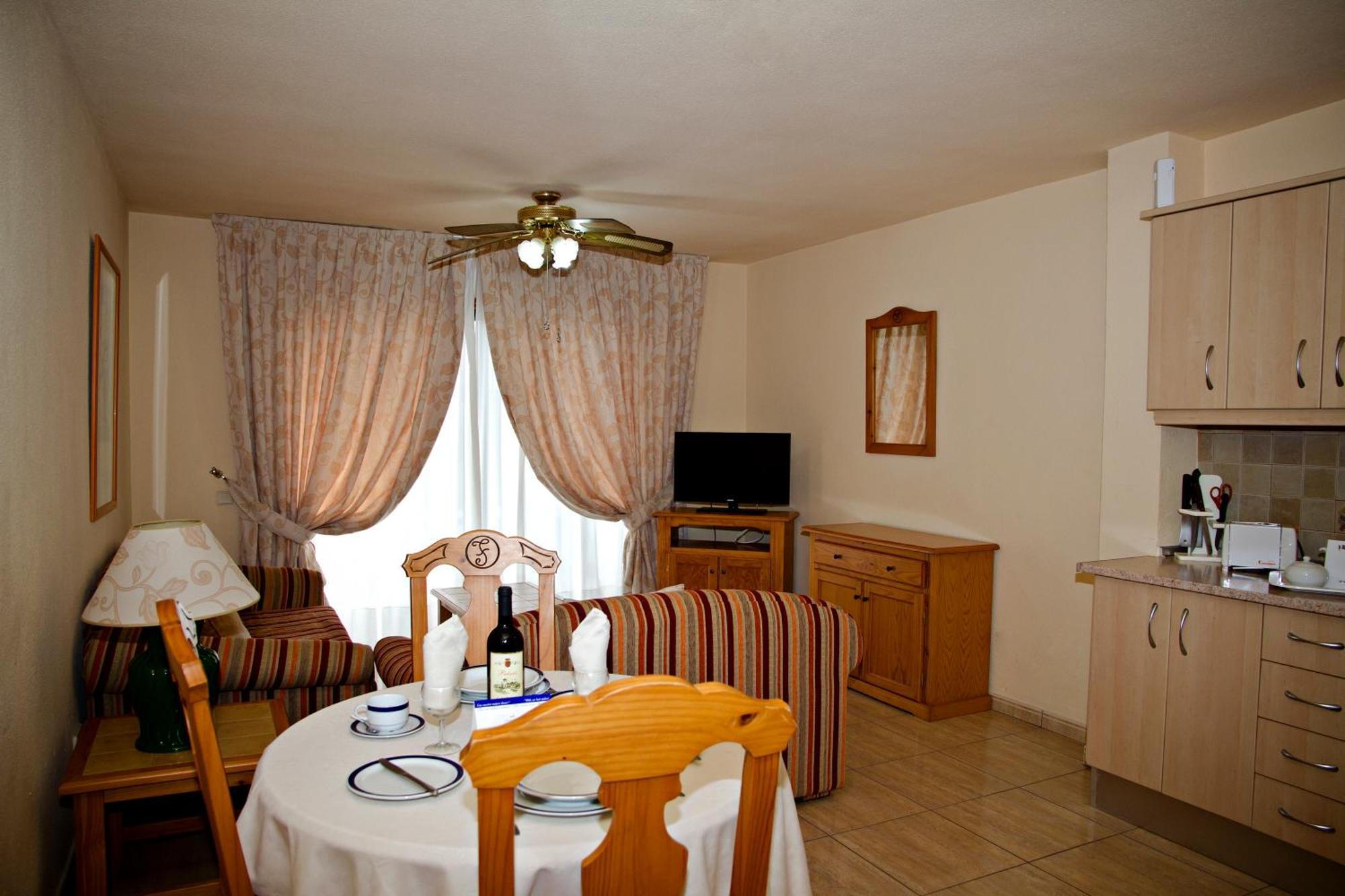 Fairways Club Apartment San Miguel de Abona Ruang foto